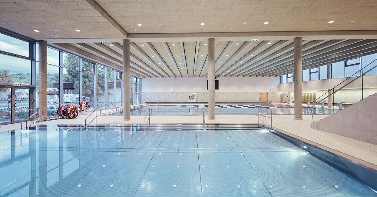 MIRADOR ist der Name für die BADEARENA NEU KREMS – Sportbecken
